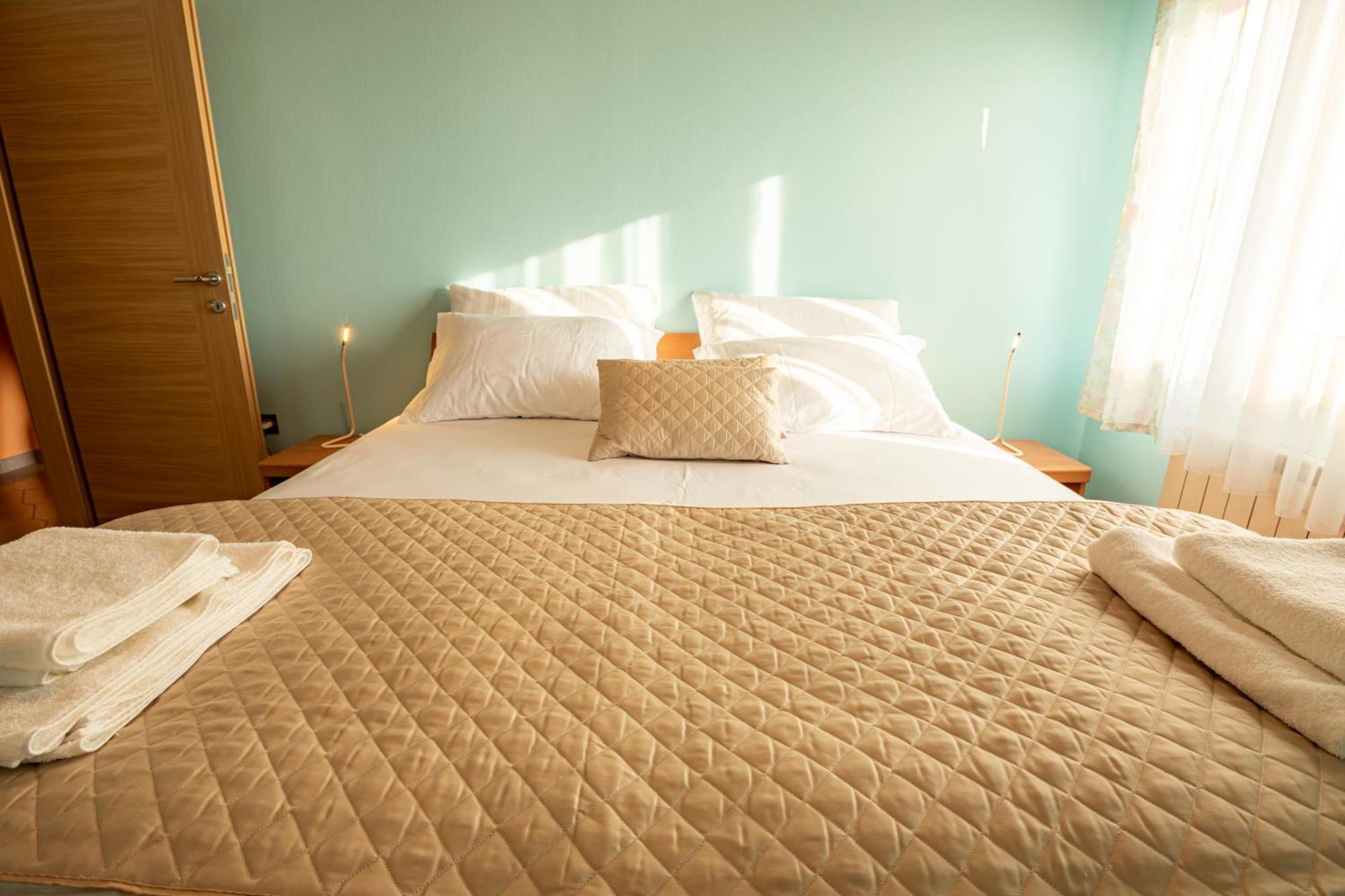 Adriatic Bay Apartments Portoroz Phòng bức ảnh