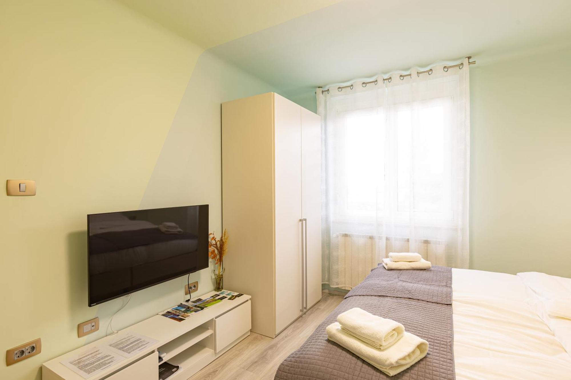 Adriatic Bay Apartments Portoroz Ngoại thất bức ảnh
